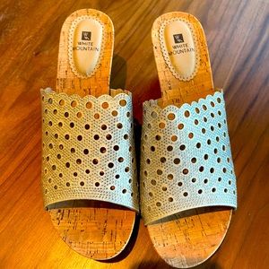 Silver mesh / cork wedge White Mountain sandal / size 11